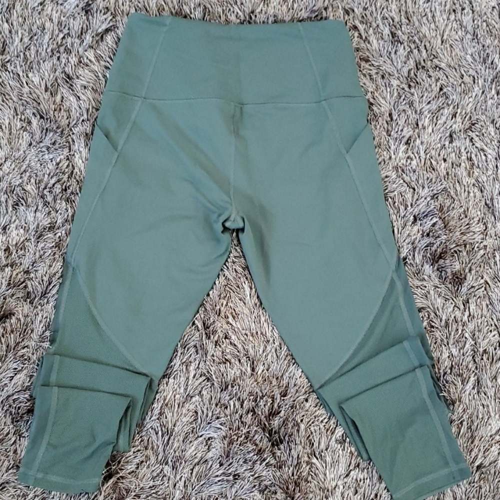 Victoria Sport Leggings - Picture 3 of 4